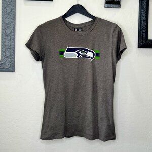 NFL Team Apparel 1st & Fashion Collection - Seattle Seahawks Tee - Size L